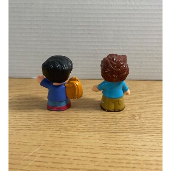 Fisher Price Little People Dad Man & Passenger Ryan Lot of 2 Replacement Figures - Picture 3 of 8